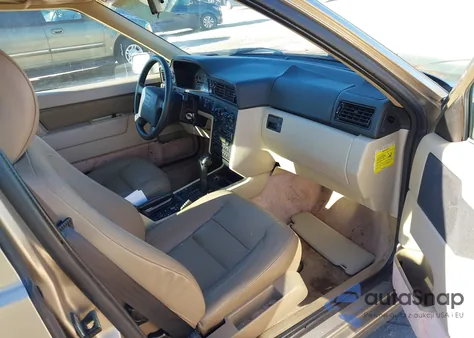 1994 Volvo 850 z USA, uszkodzony, nr VIN YV1LS5523R2130347